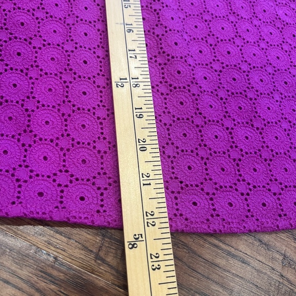 Kensie Magenta Eyelet sleeveless blouse - Picture 7 of 8